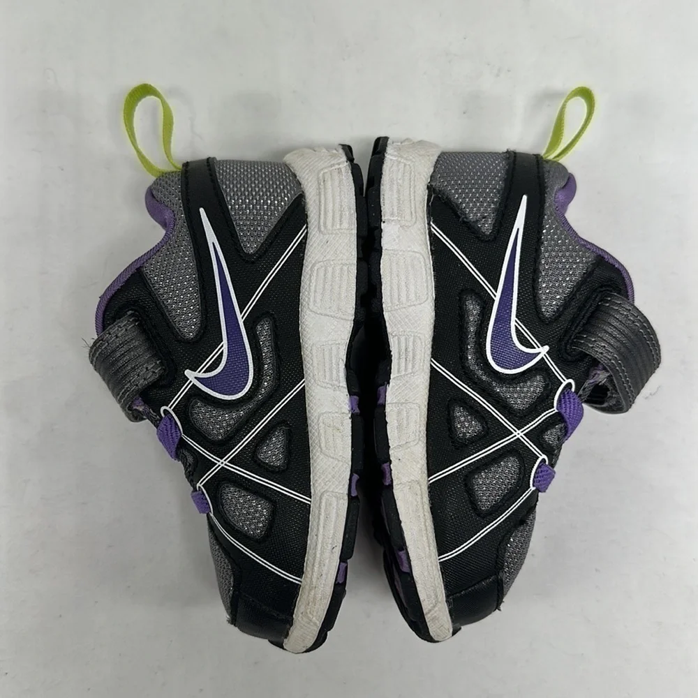 Nike Toddler Kids Black Purple Shoes Size 4 1/2